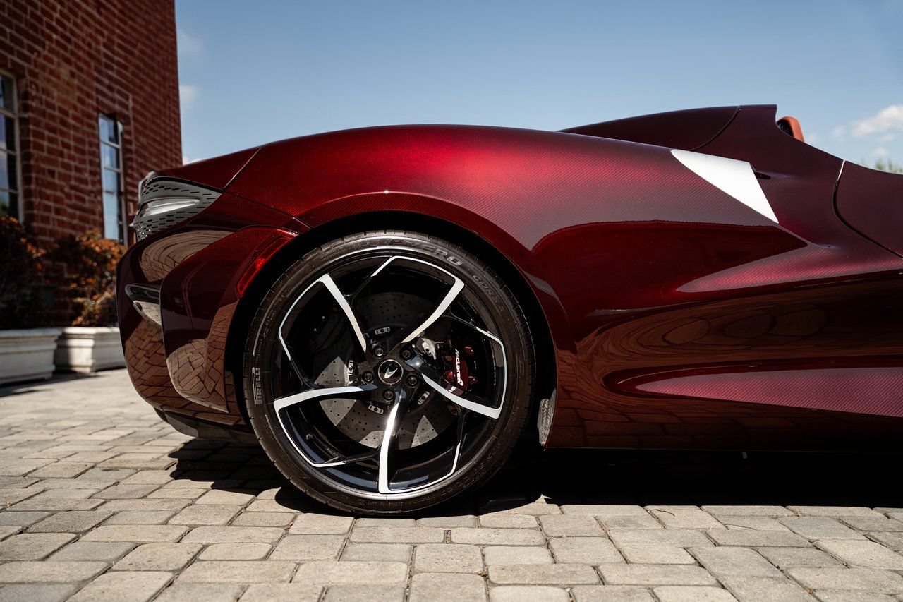 Used 2021 McLaren Elva RWD image 28