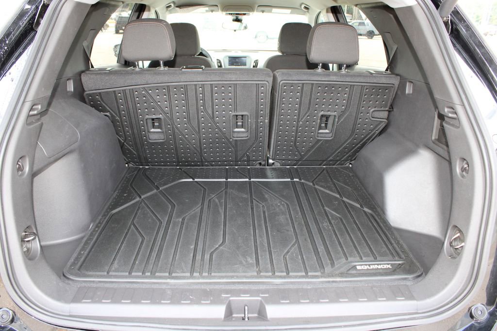 Used 2024 Chevrolet Equinox LT w/ LPO, Floor Liner Package AWD/4WD image 16
