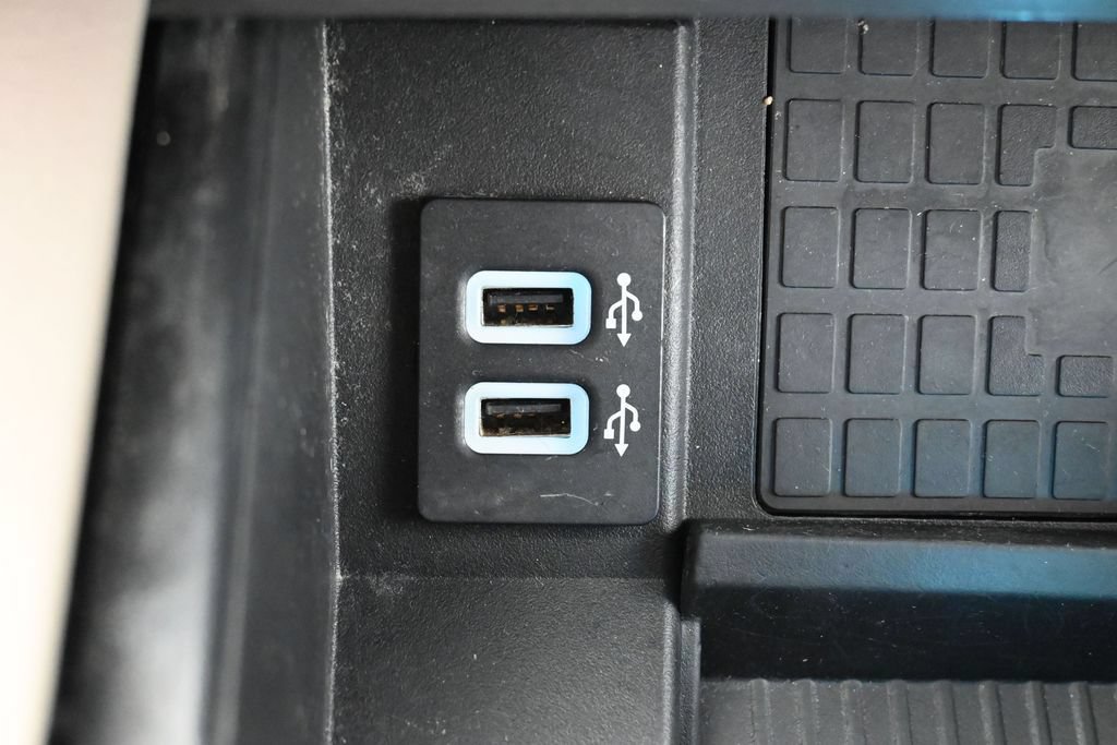 Used 2019 Ford Expedition XLT w/ Equipment Group 202A RWD image 31
