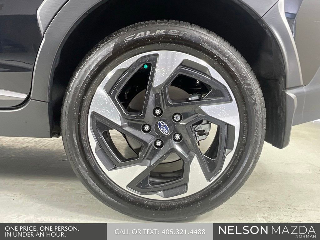 Used 2024 Subaru Crosstrek 2.5i Limited w/ Crosstrek Mirror Package AWD/4WD image 11