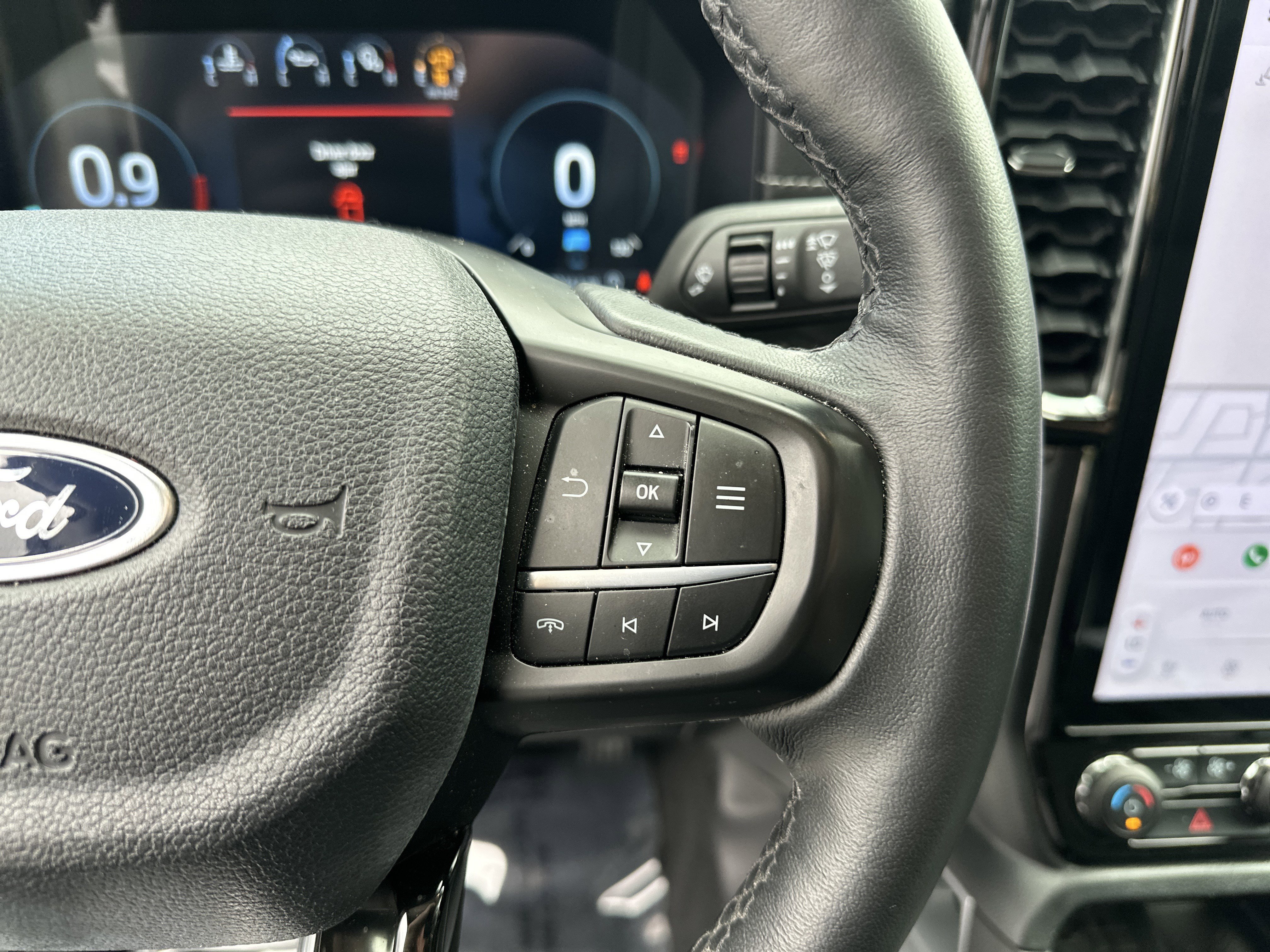 Used 2024 Ford Ranger Lariat w/ FX4 Off-Road Package image 20