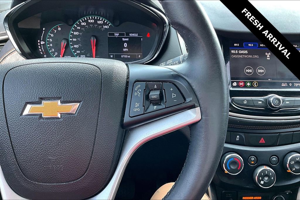 Used 2020 Chevrolet Trax LT w/ LT Convenience Package image 11