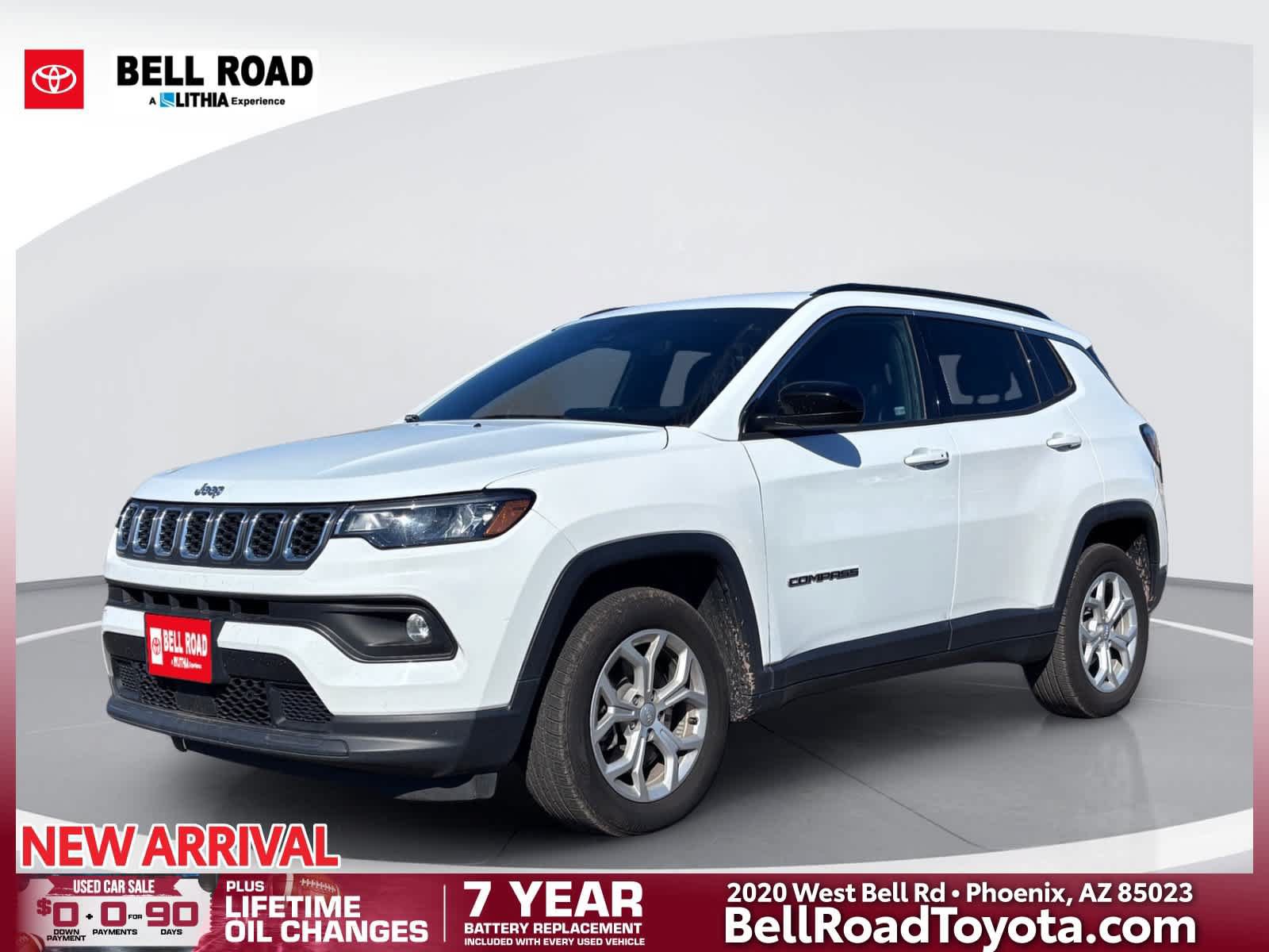 Used 2024 Jeep Compass Latitude AWD/4WD image 1