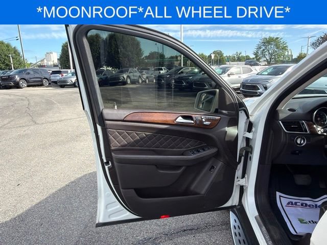 Used 2017 Mercedes-Benz GLS 450 4MATIC image 27