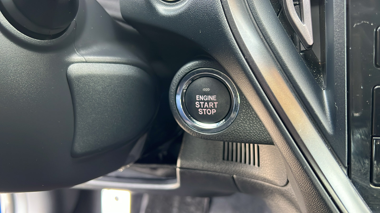 Used 2025 Subaru WRX Premium AWD/4WD image 23