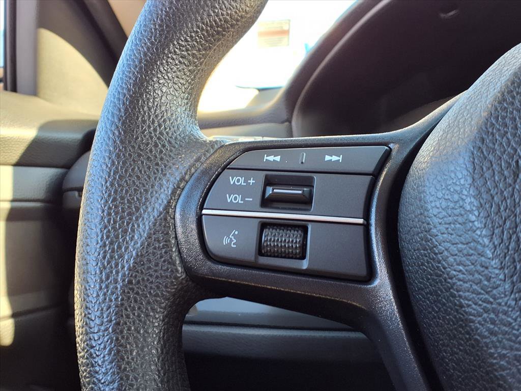 Used 2023 Honda Accord LX image 25