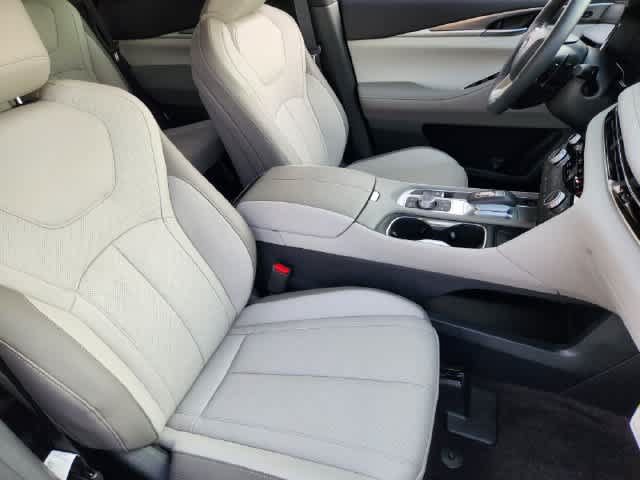 Certified 2027 INFINITI QX60 Luxe w/ Cargo Package FWD image 15