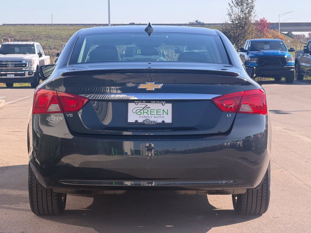 Used 2018 Chevrolet Impala LT w/ Sunroof and Spoiler Package FWD image 9