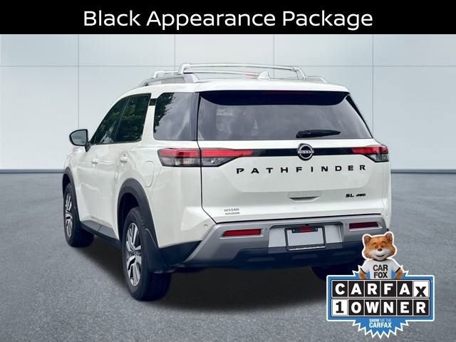 Certified 2024 Nissan Pathfinder SL w/ Black Appearance Package image 15