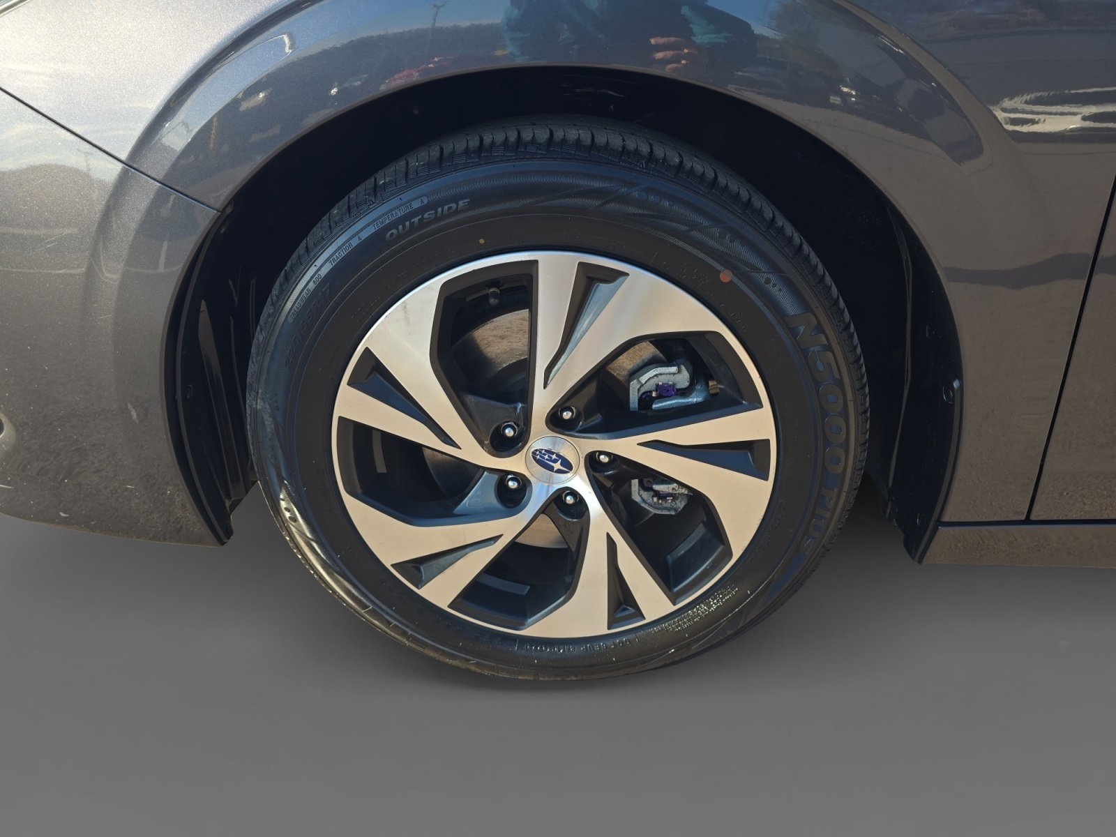 Used 2021 Subaru Legacy Premium image 9