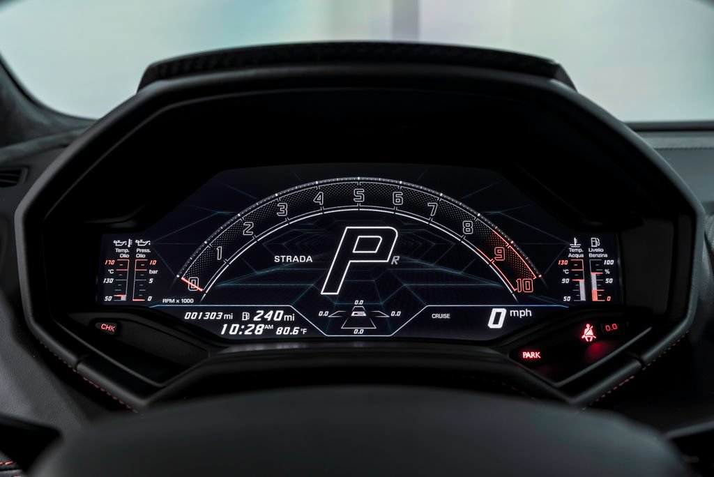 Used 2024 Lamborghini Huracan Tecnica RWD image 15