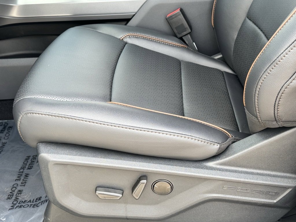 New 2025 Ford F150 Lariat w/ Equipment Group 501A Mid image 25