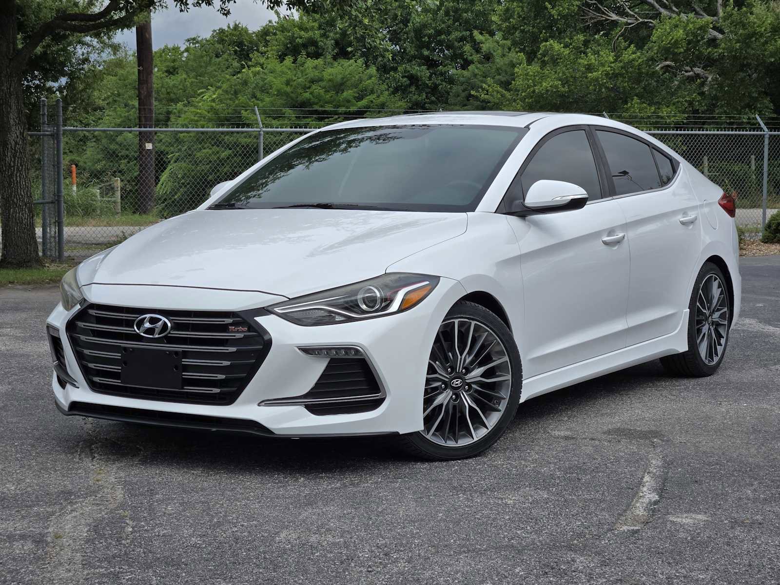 Used 2018 Hyundai Elantra Sport w/ Sport Premium Package 03