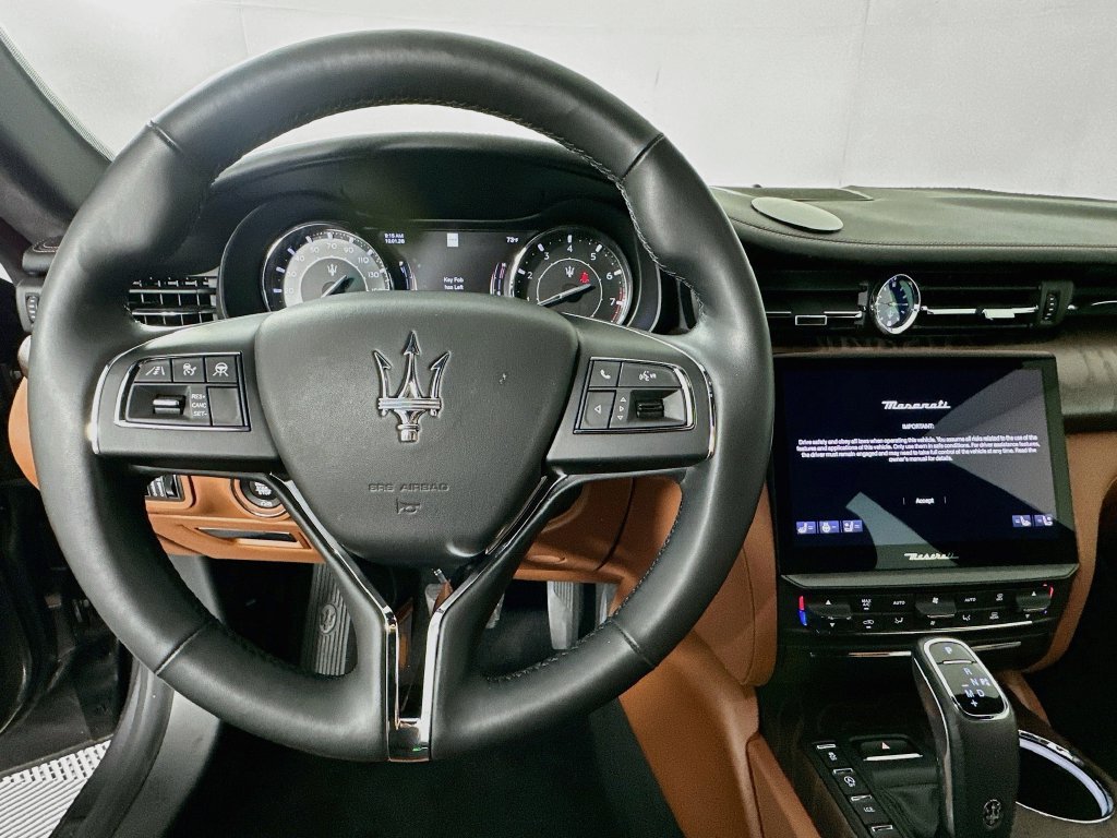 Used 2022 Maserati Quattroporte GT RWD image 11