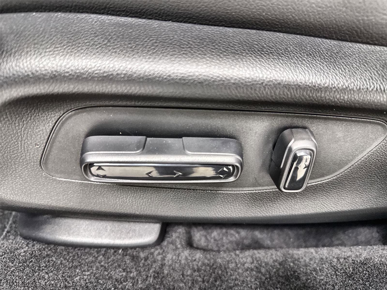 New 2026 Honda HR-V EX-L image 13
