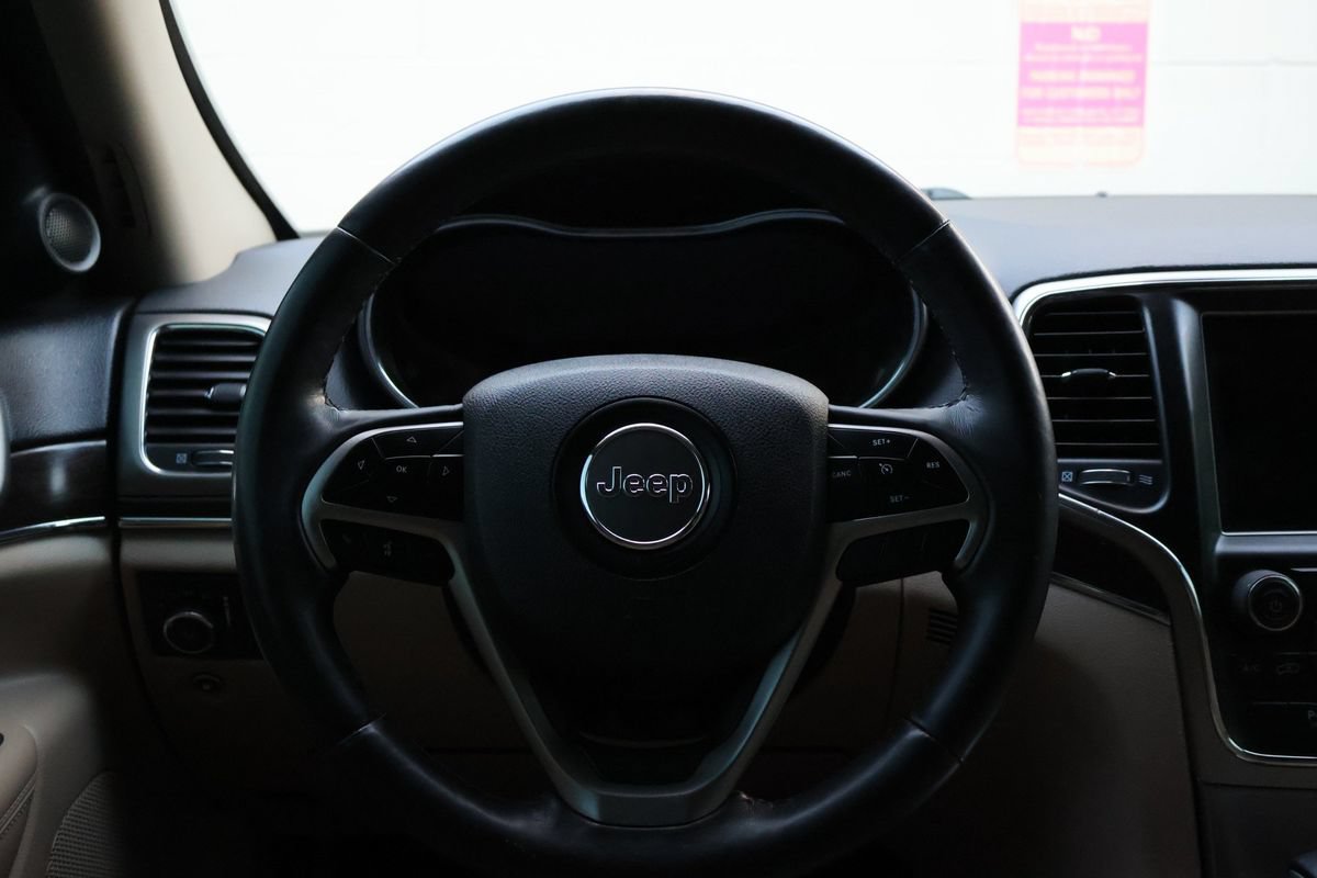 Used 2018 Jeep Grand Cherokee Limited AWD/4WD image 22