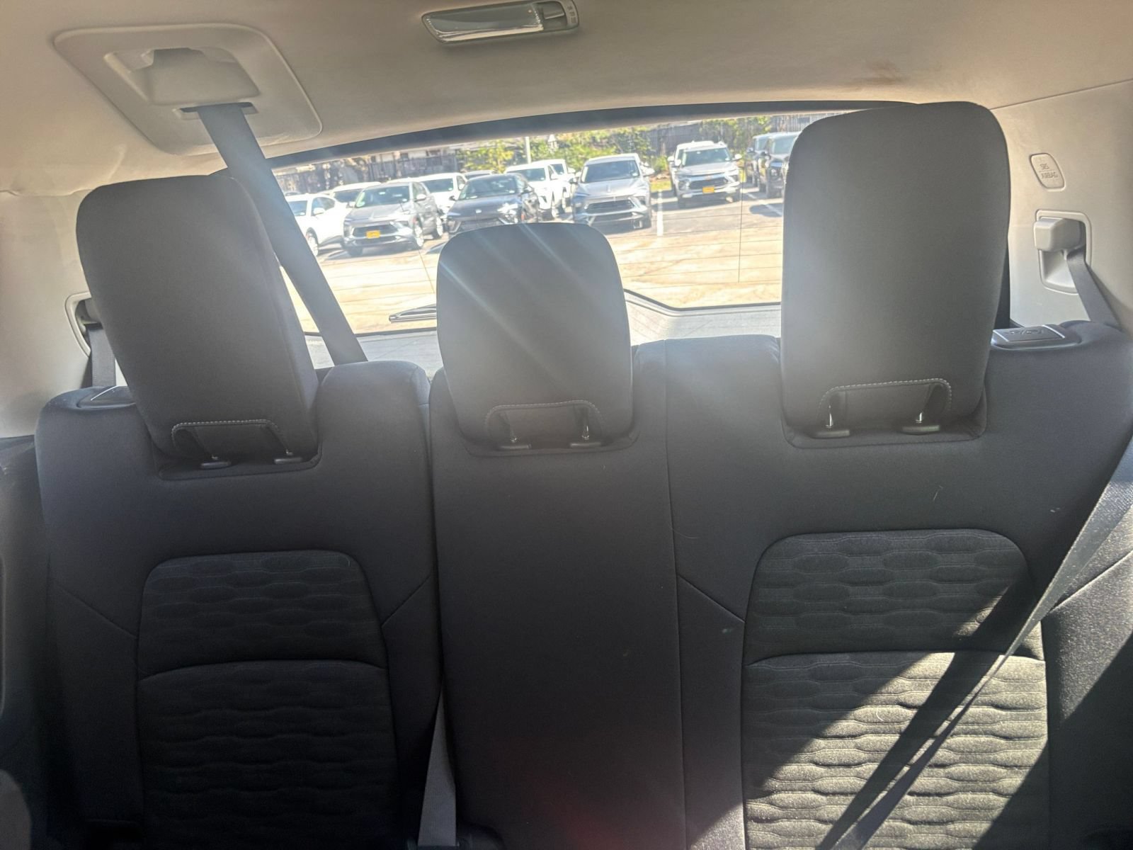 Used 2025 Nissan Pathfinder SV FWD image 30
