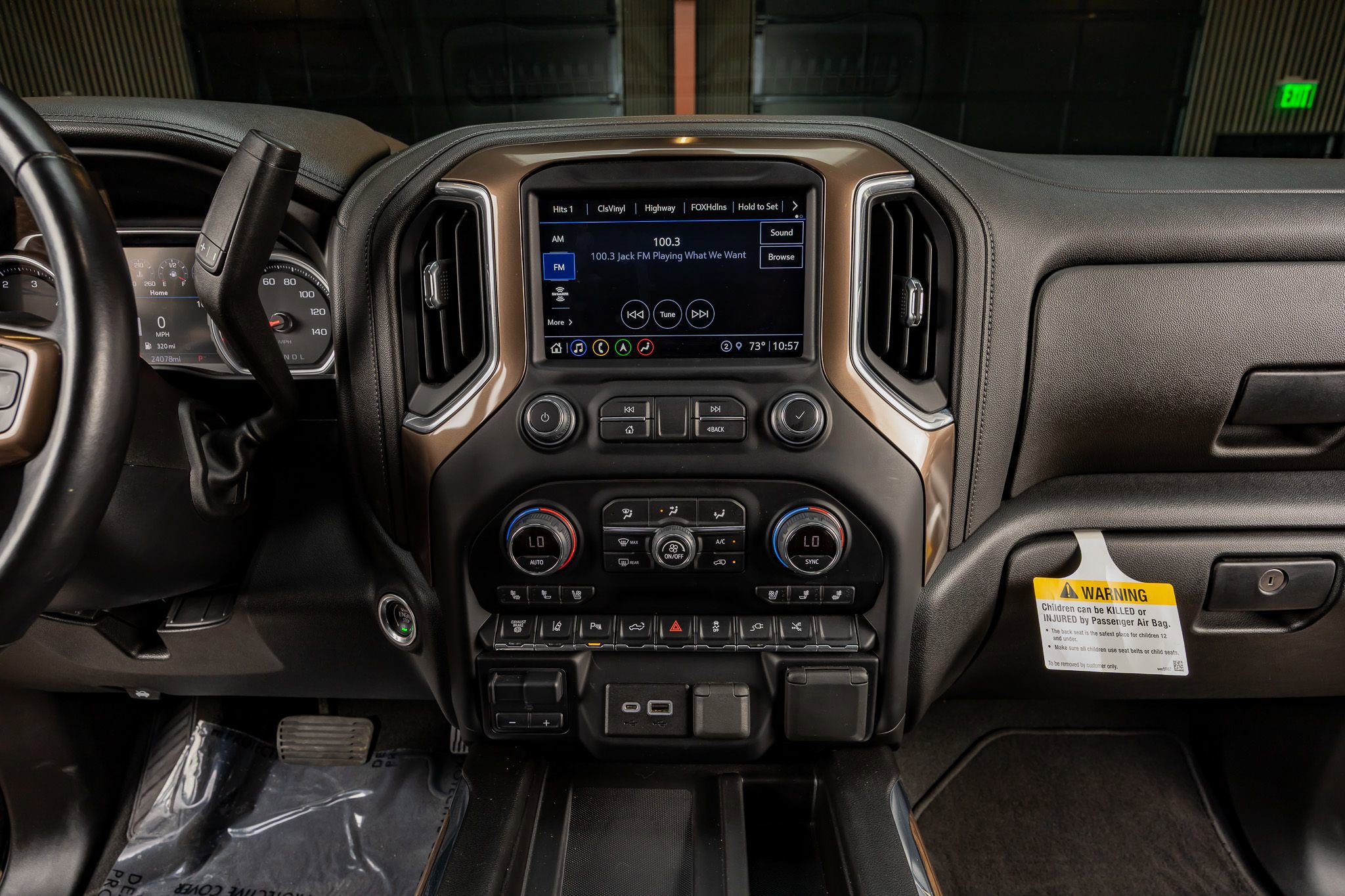 Used 2022 Chevrolet Silverado 3500 High Country image 24