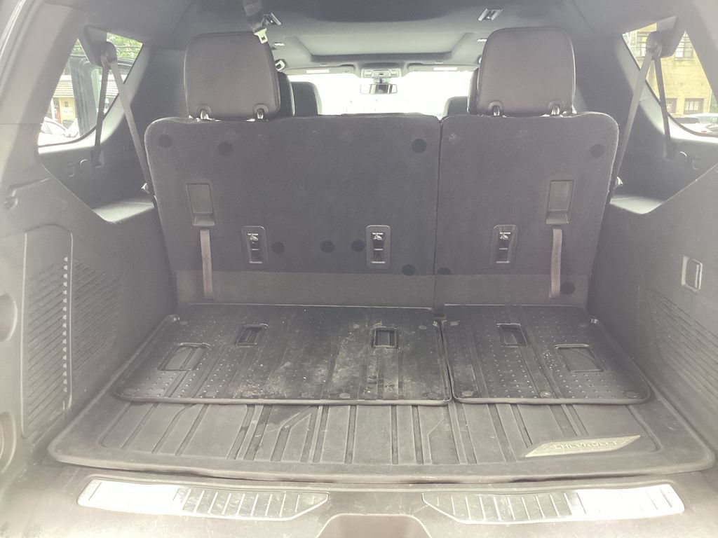Used 2021 Chevrolet Suburban Z71 AWD/4WD image 11