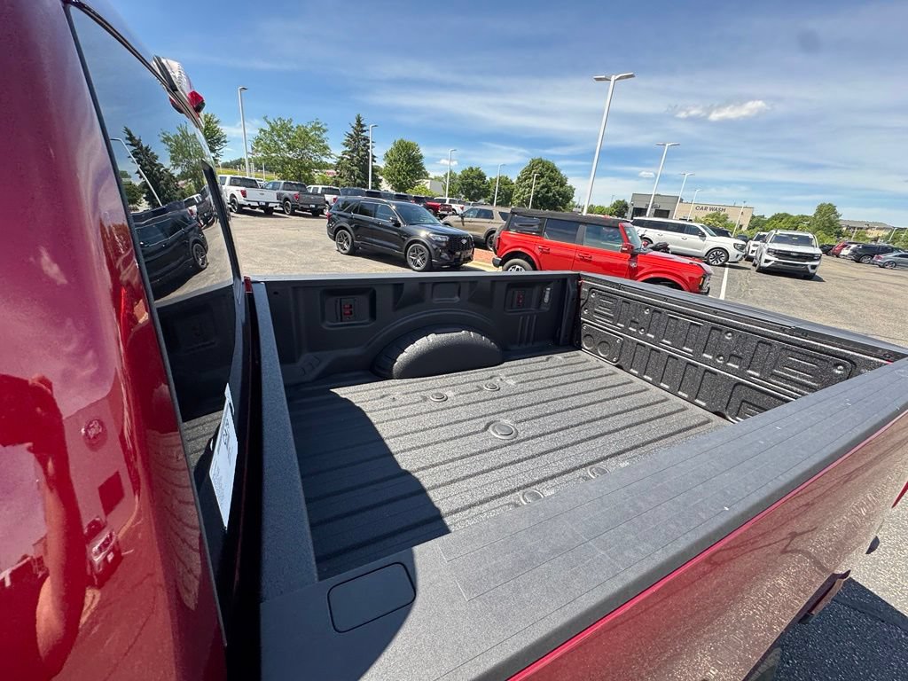 New 2026 Ford F350 Lariat w/ Black Appearance Package AWD/4WD image 14
