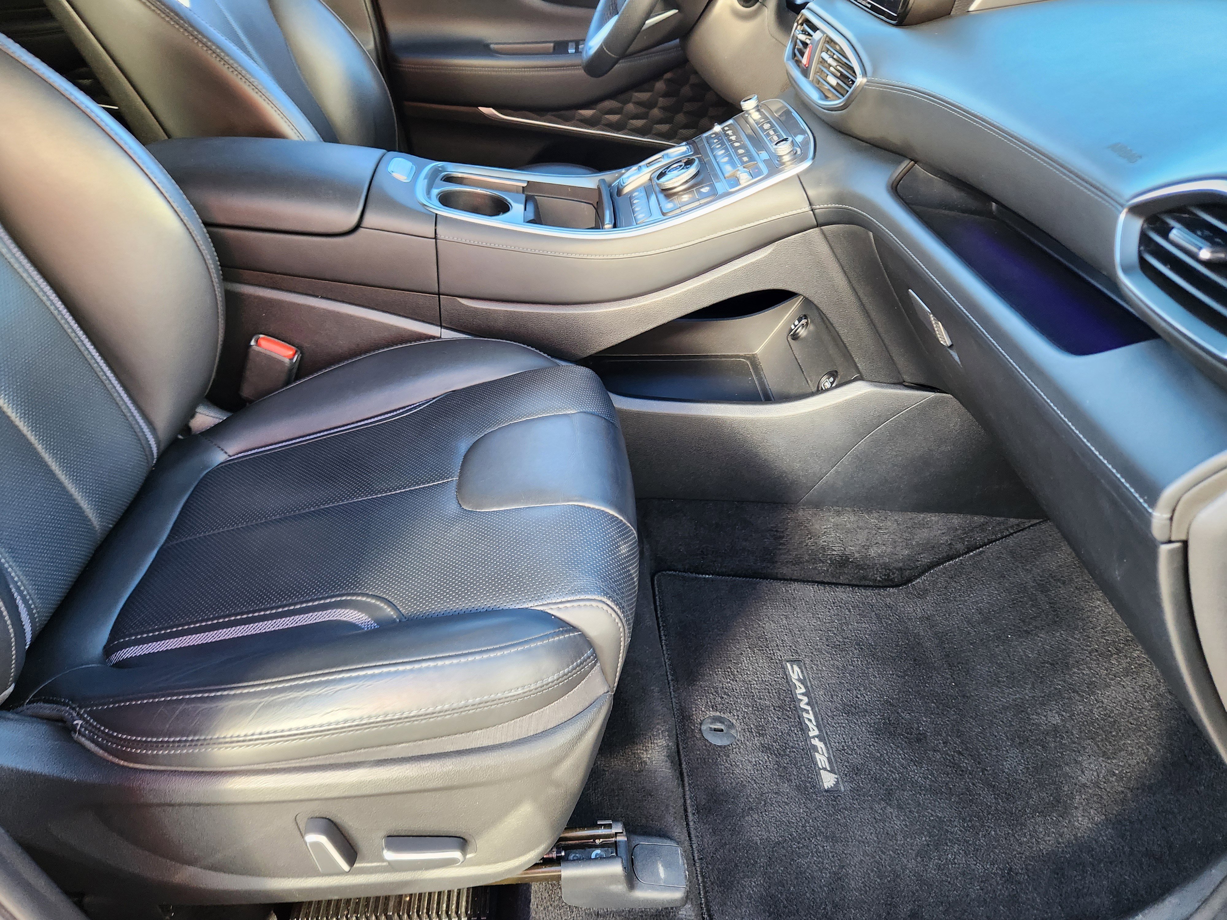 Certified 2021 Hyundai Santa Fe Calligraphy image 17