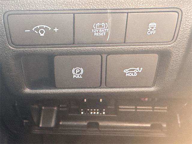 New 2025 Hyundai Sonata Limited image 31