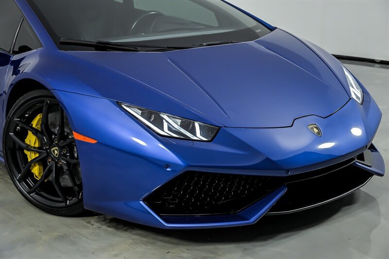 Used 2015 Lamborghini Huracan LP 610-4 AWD/4WD image 3