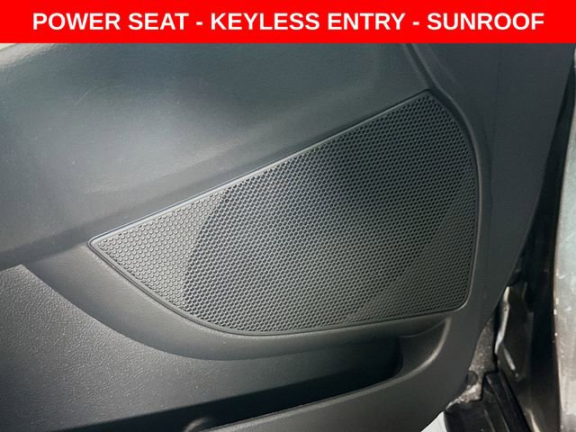 Used 2011 Toyota Camry SE image 18