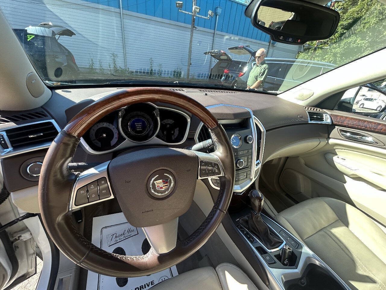 Used 2010 Cadillac SRX Performance FWD image 5