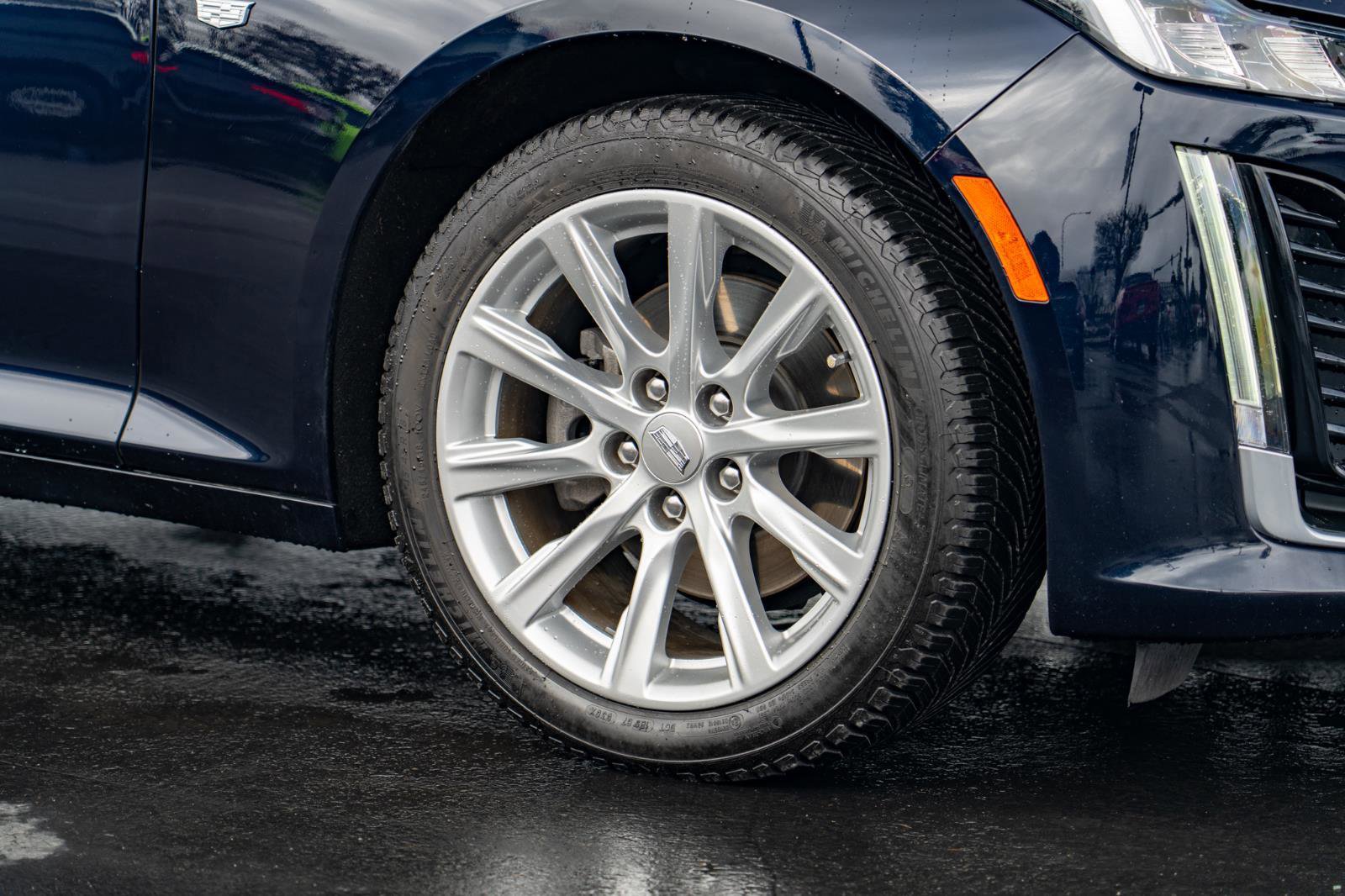 Used 2021 Cadillac CT5 Luxury w/ Sun And Sound Package AWD/4WD image 7