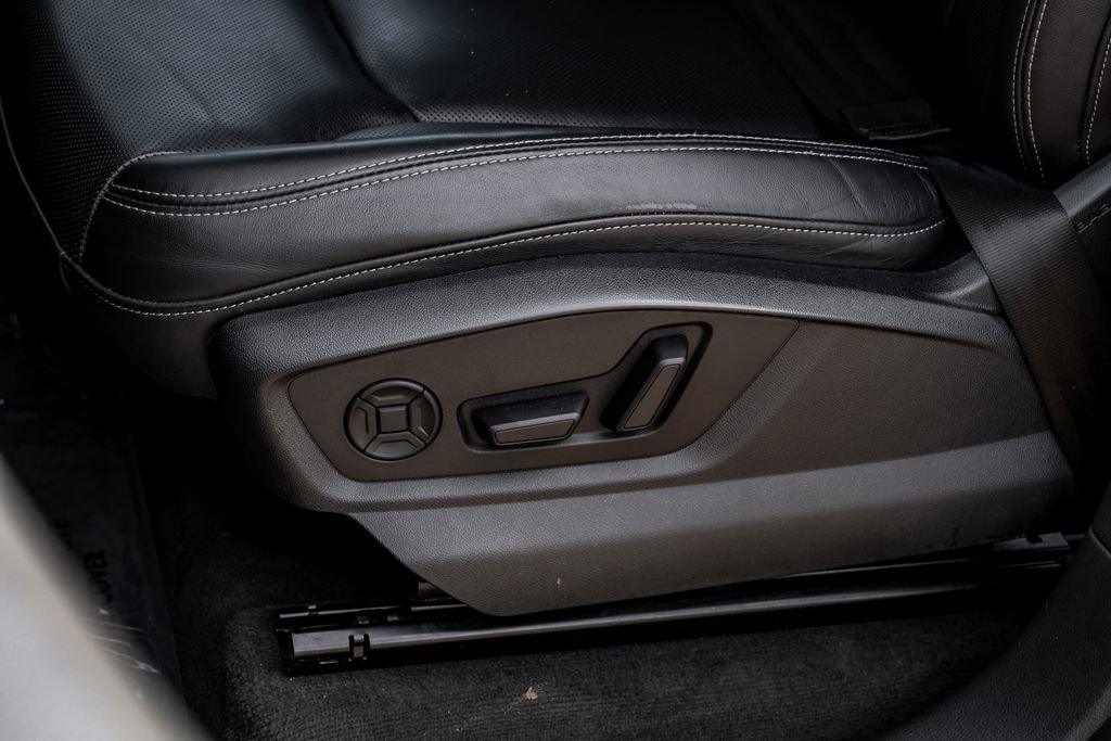 Used 2022 Audi Q8 Premium Plus AWD/4WD image 32