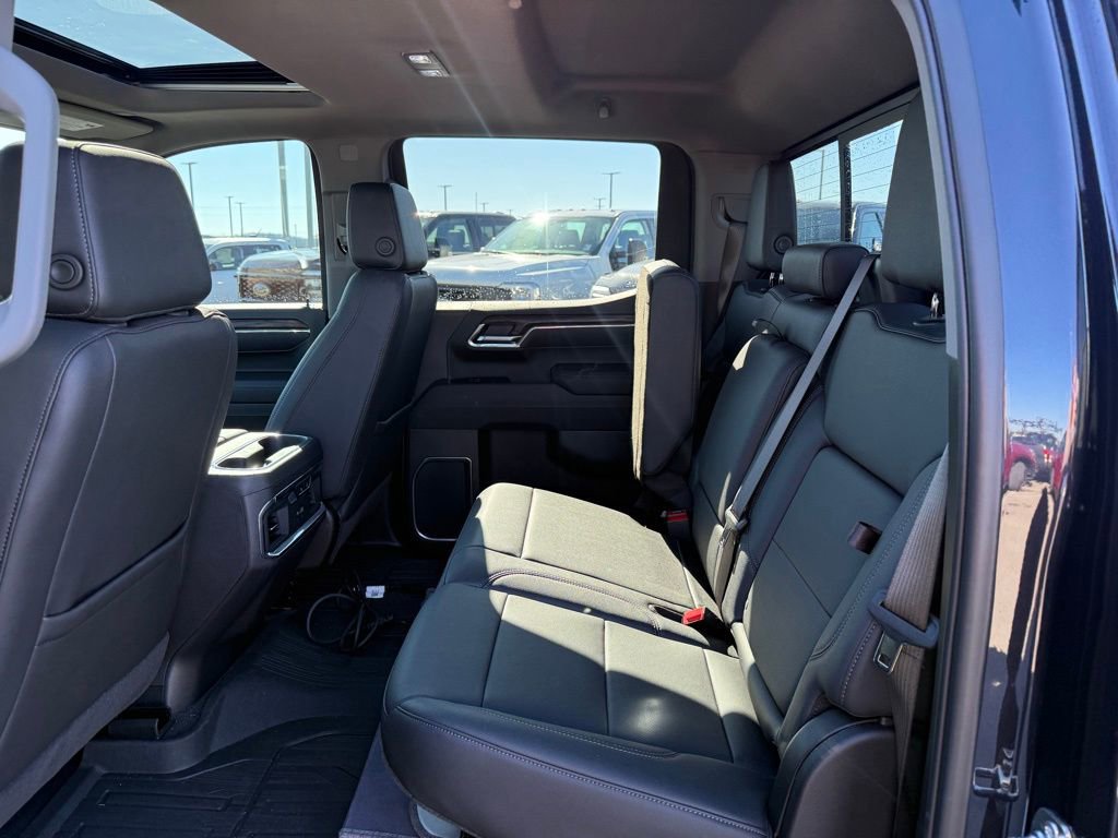 Used 2025 GMC Sierra 1500 SLT w/ SLT Premium Plus Package image 9