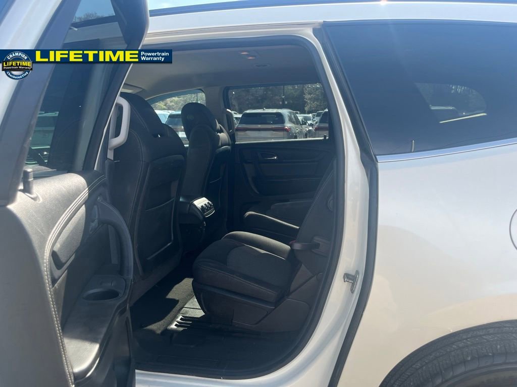 Used 2015 Chevrolet Traverse LT w/ Style and Technology Package AWD/4WD image 29