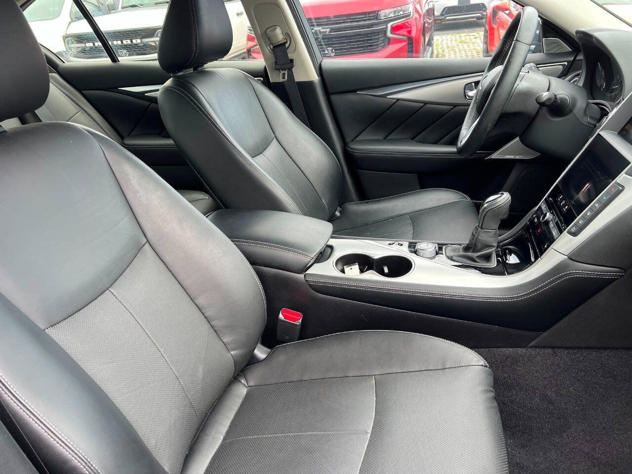 Used 2022 INFINITI Q50 Luxe w/ Cargo Package AWD/4WD image 8