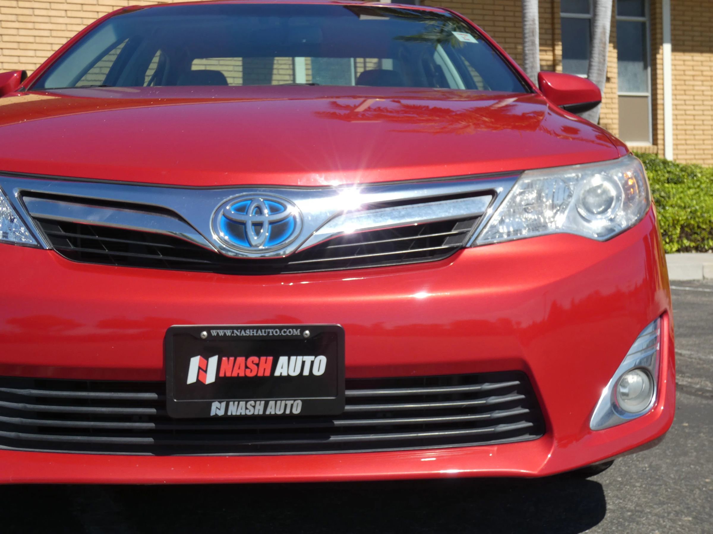 Used 2013 Toyota Camry XLE w/ Convenience Pkg image 16
