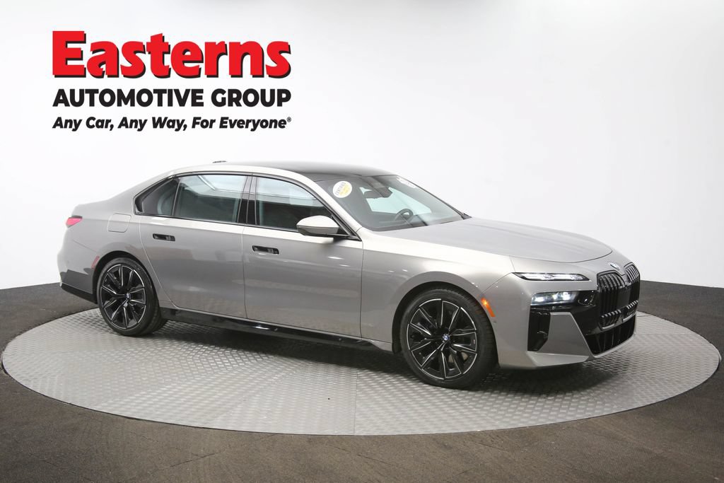 Used 2023 BMW 760i xDrive w/ Executive Package AWD/4WD image 52