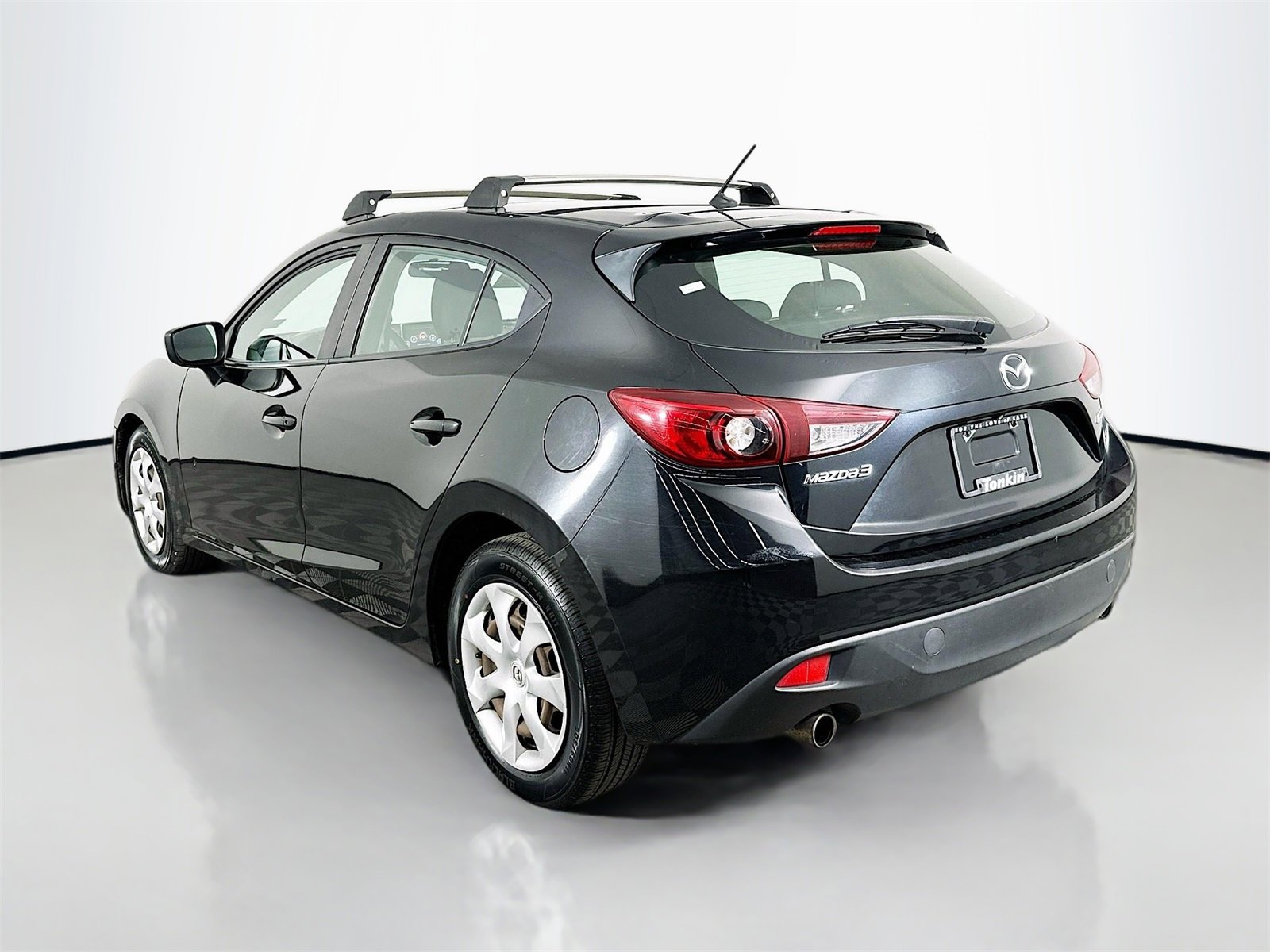 Used 2016 MAZDA MAZDA3 i Sport image 6