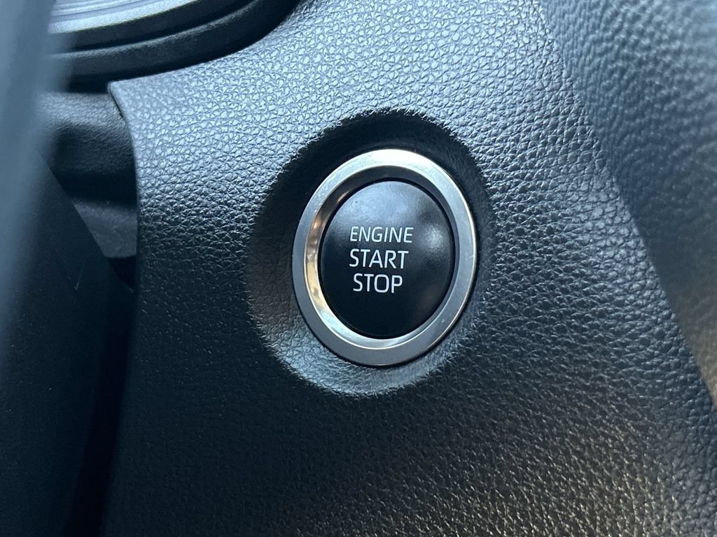 Used 2025 Toyota Corolla LE w/ Convenience Package FWD image 17