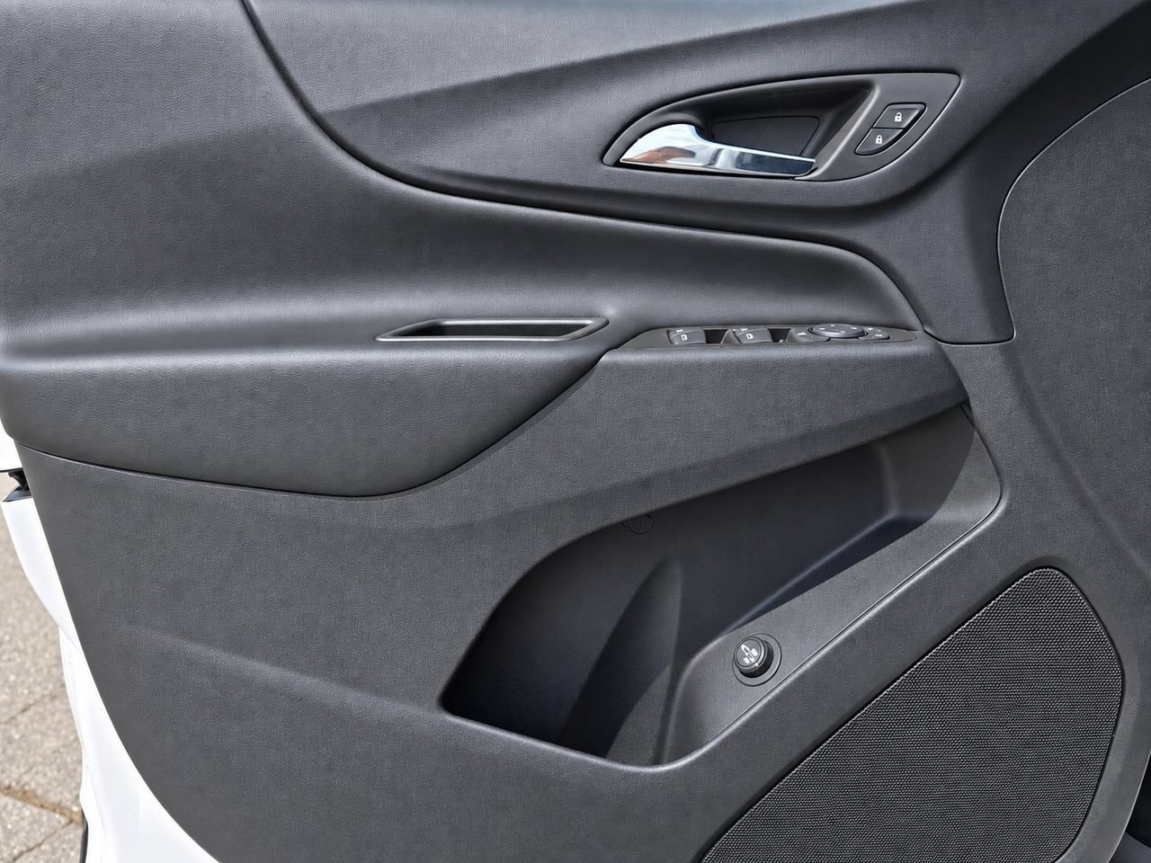 Certified 2024 Chevrolet Equinox LT AWD/4WD image 13