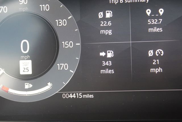 Used 2025 Land Rover Range Rover Evoque S image 18