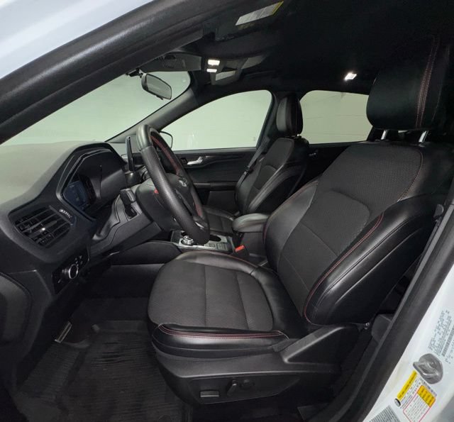 Used 2023 Ford Escape ST-Line AWD/4WD image 14