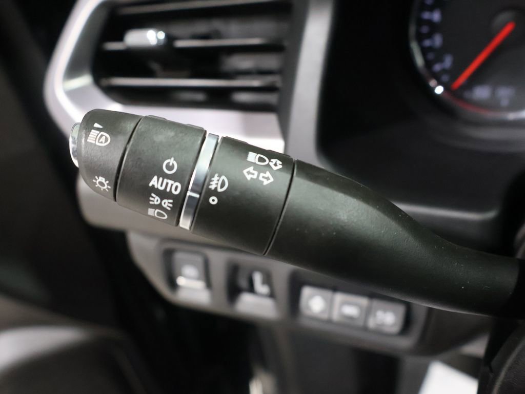 Used 2022 GMC Acadia AT4 w/ GMC Pro Grade Package image 44