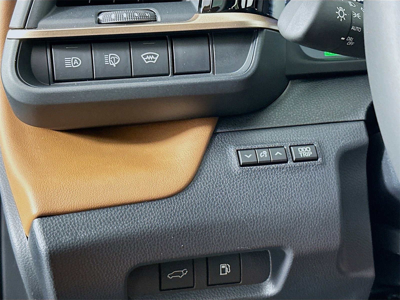 New 2026 Toyota Crown Signia image 10