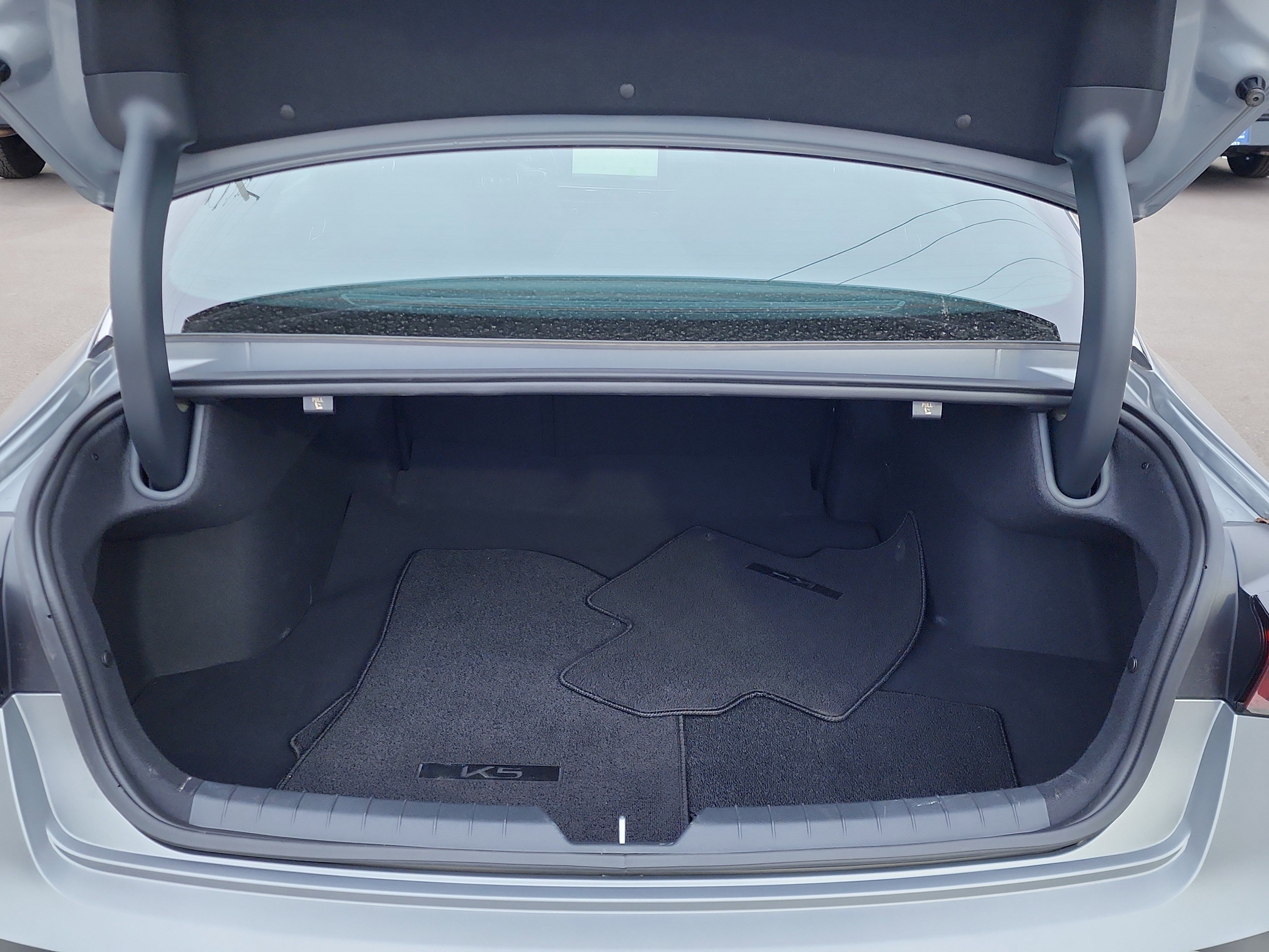 Certified 2025 Kia K5 GT image 4