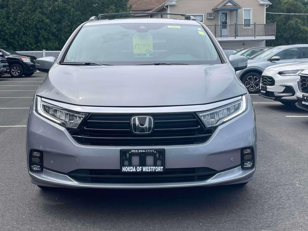 Used 2023 Honda Odyssey Touring image 2