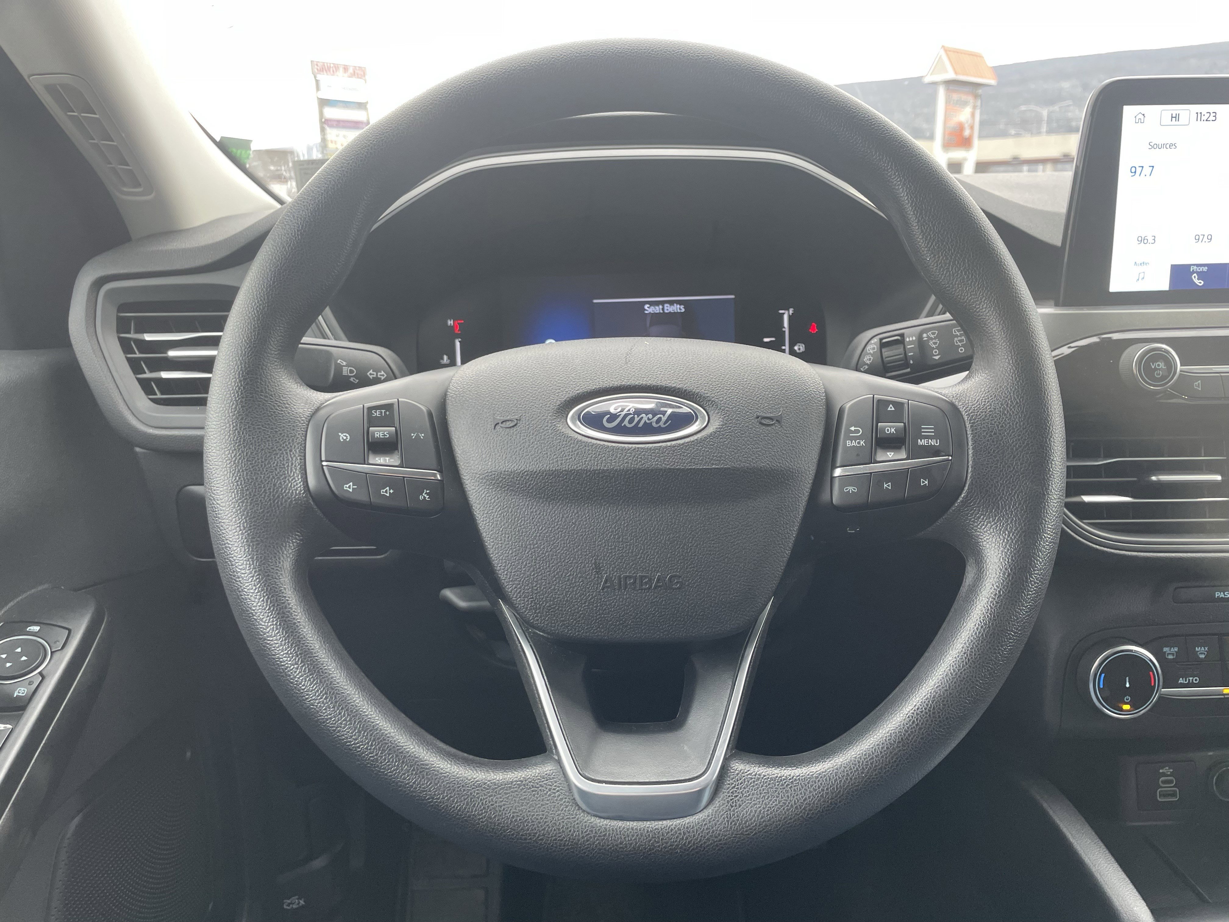 Used 2025 Ford Escape Active image 17