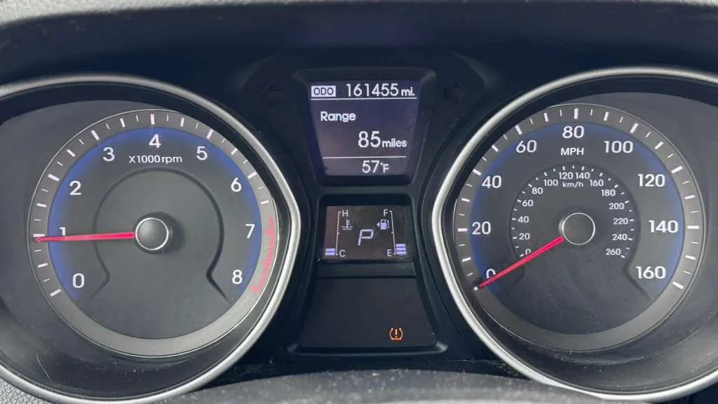 Used 2017 Hyundai Elantra GT FWD image 18