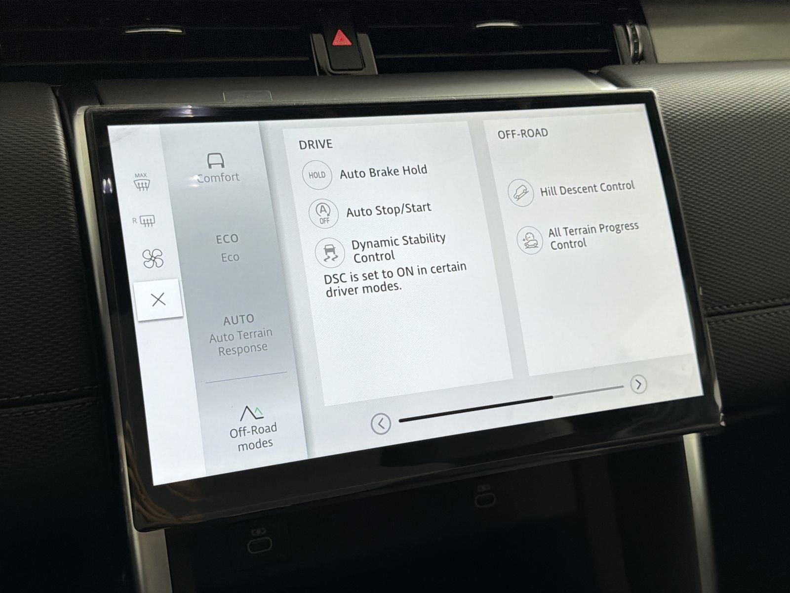 New 2026 Land Rover Discovery Sport Landmark image 19