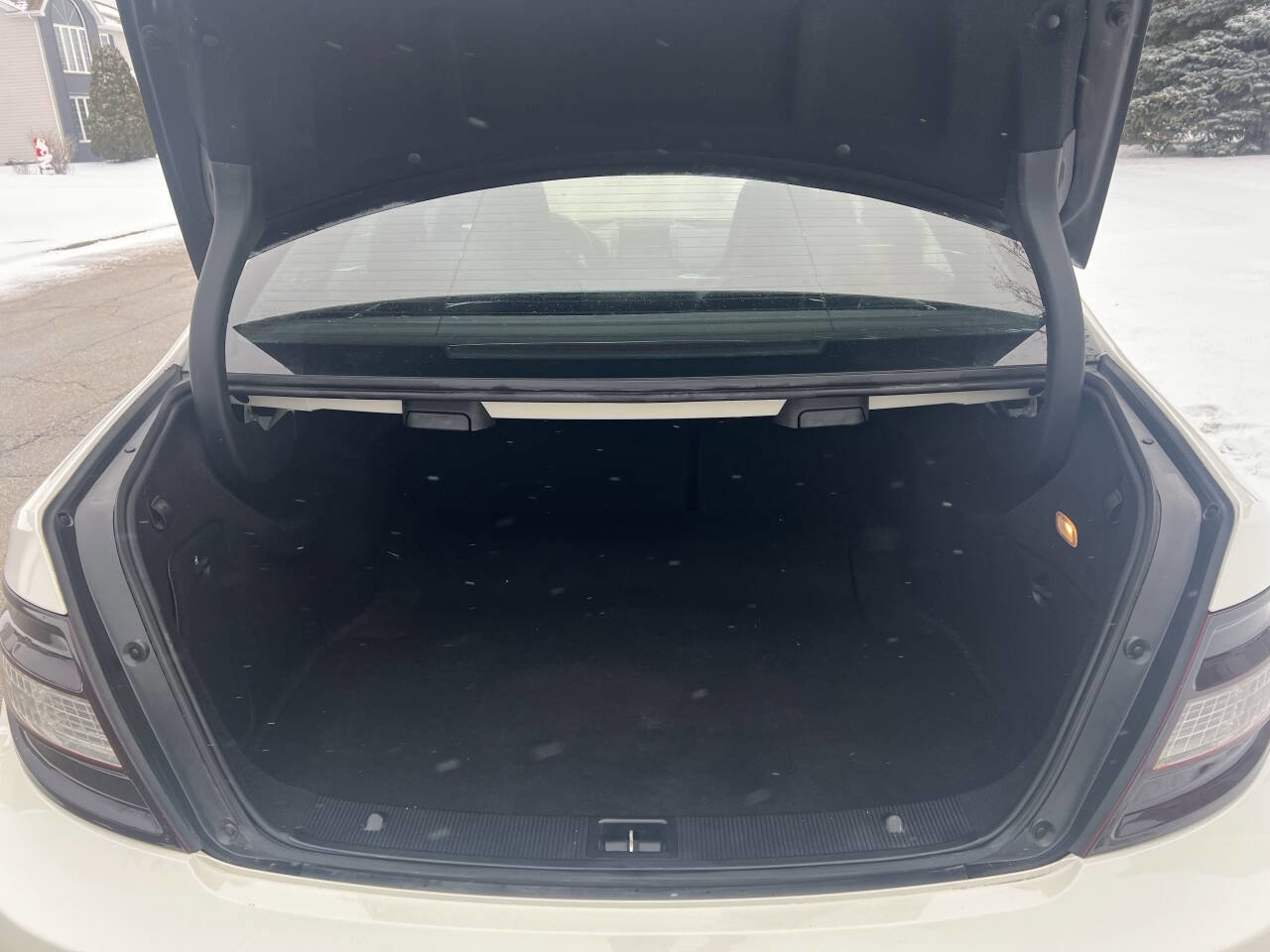 Used 2010 Mercedes-Benz C 63 AMG Sedan image 7
