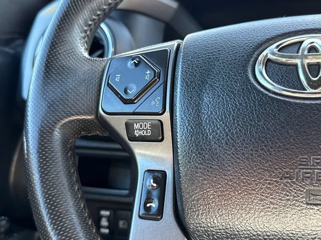 Used 2019 Toyota Tacoma TRD Off-Road w/ Technology Package AWD/4WD image 29